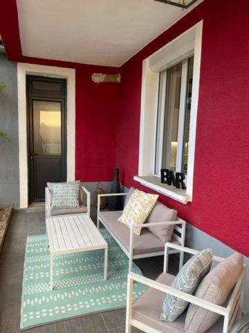 Maison Rouge Мійо Екстер'єр фото
